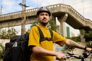 Entregador ciclista, cliente da SuperSim